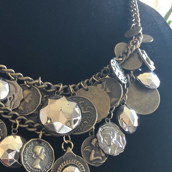 Boho statement necklace - Picture 2 of 3